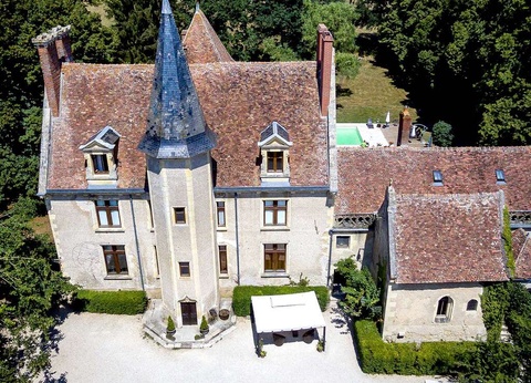 Week-end dans un Château à Le Sallay - 4* - 2