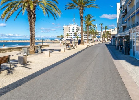 Camping Abri de Camargue, 4* - 35