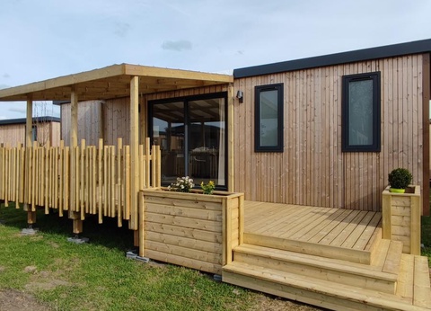 Camping Paradis - La Croix L'abbé, 4* - 25