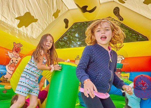 Camping Domaine des Tours, 4* - 21