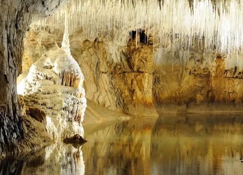 Camping Les Gorges Du Chambon - Ciela Village, 4* - 68