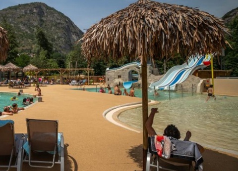 Camping des Grottes, 4* - 4