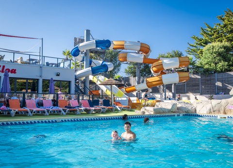 Camping Les Pirons 5* - 56