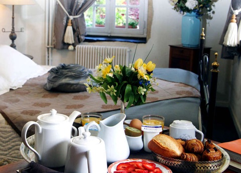 Séjour en amoureux avec dîner gourmand dans le coeur historique de Dinan - 3* - 5