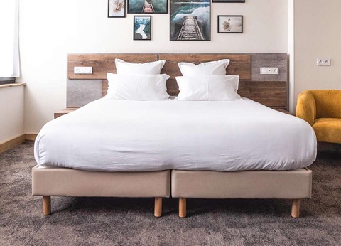 Escapade 4* près d'Avignon dans un batîment du XVIIIème - 4* - 21