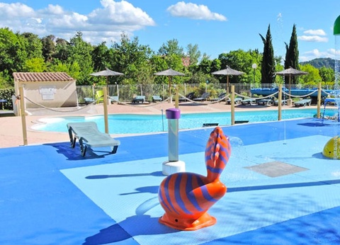 Camping les Terrasses Provençales, 4* - 5