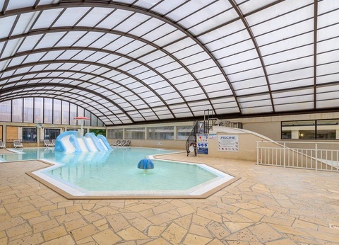 Camping La Croix du Vieux Pont, 5* - 5