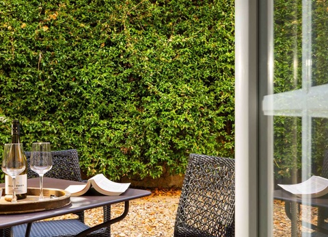 Escapade romantique avec demi-bouteille de champagne à Nîmes - 3* - 36