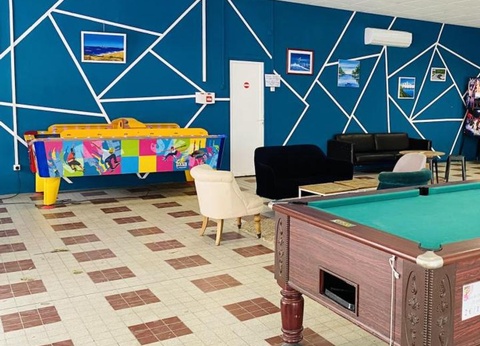 Camping du Pont d'Avignon, 4* - 7