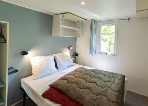 Flower Camping le Kergariou, 3* - 180