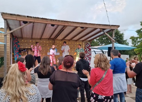 Camping Paradis - Domaine de Bellevue, 4* - 38