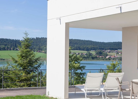 Instant de détente en bord de lac - 4* - 4