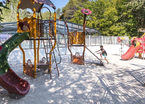 Camping Saint Louis, 4* - 6