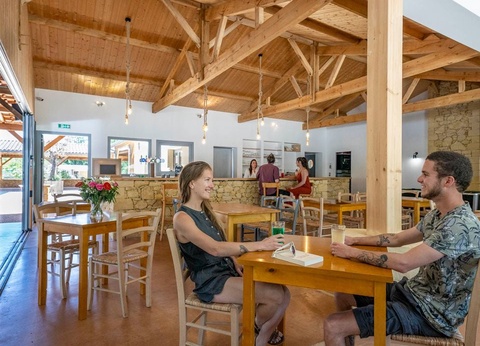 Camping Romanée - Lou Castel, 4* - 25