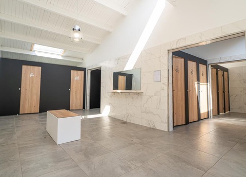 Camping L'Abri des Pins, 4* - 129