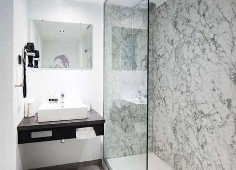 Plongez-vous dans l'ambiance magique de Noël à Bruges - 4* - 20