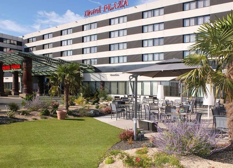 Hôtel Plaza 4* - Hôtel + Billets - 16