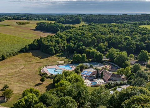 La Forêt Enchantée, 3* - 32
