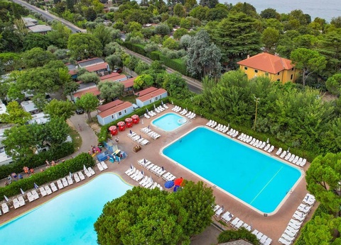 Camping Cisano San Vito, 4* - 7