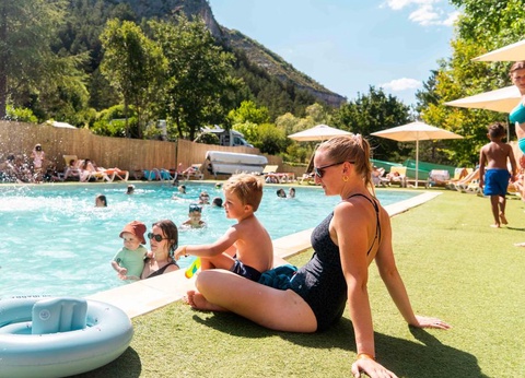 Camping Les Princes D'Orange - Ciela Village, 4* - 2