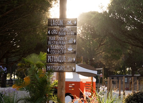 Camping Les Couleurs de la Coubre 4* - 17