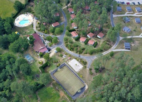 Camping Domaine des Grands Pins 4* - 3