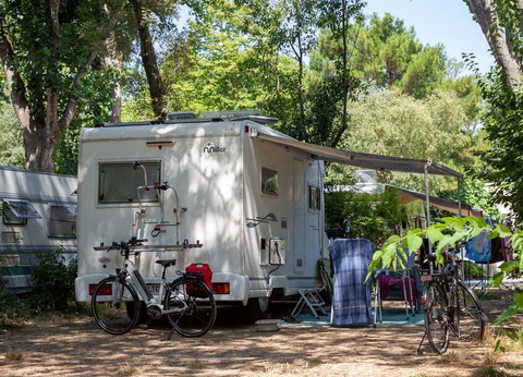 Camping du Pont d'Avignon, 4* - 18