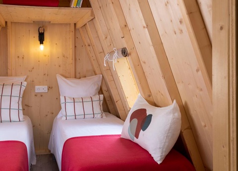 Flower Camping La Davière Plage, 4* - 76