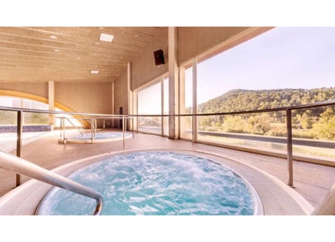 Spa et dîner en pleine nature à Rocallaura, au coeur des Pyrénées espagnoles - 4* - 5