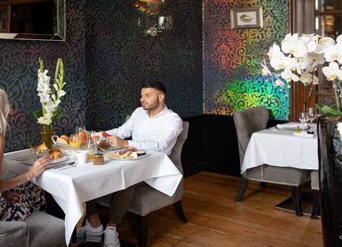 Séjour d´amour avec accés aux thermes de Spa + diner - 4* - 17