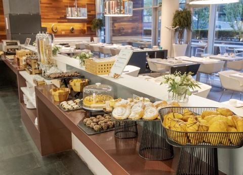 Match Foot Real Madrid v Deportivo Alavés avec Hôtel 4* - 8