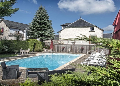 Week-end en junior suite avec dîner en Lozère - 3* - 2