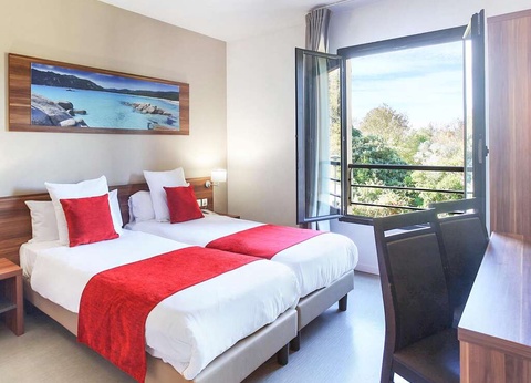 Escapade 4* détente et romantique dans un domaine boisée en Provence - 4* - 13