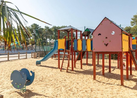 Camping Le California, 4* - 5