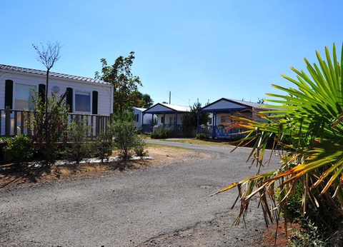 Camping Le Pavillon Bleu, 3* - 17