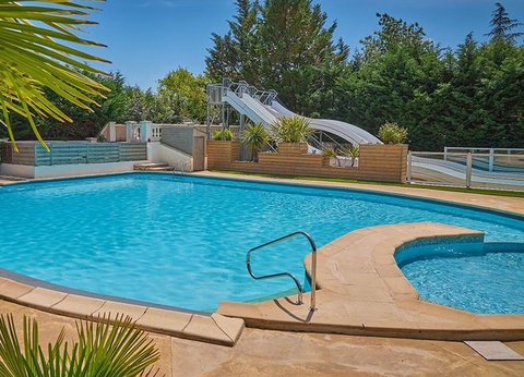 Camping Le Chêne Vert, 4* - 8