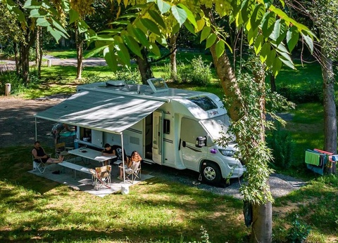 Flower Camping et Base de Loisirs de Rouffiac, 3* - 3