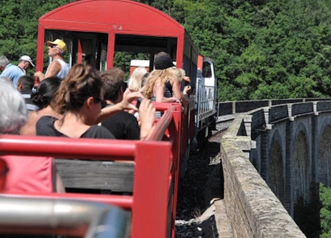 Camping La Tour de France, 3* - 46