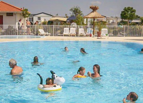Camping La Riviera, 4* - 211