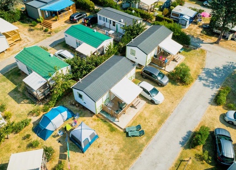 Camping Le Roussillon, 4* - 15