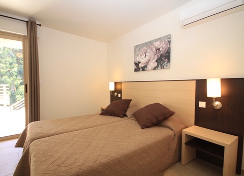 Hôtel Costa Rossa 3* ( avec vols réguliers ) - 2