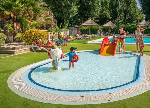 Camping Le Clos Virgile, 4* - 17