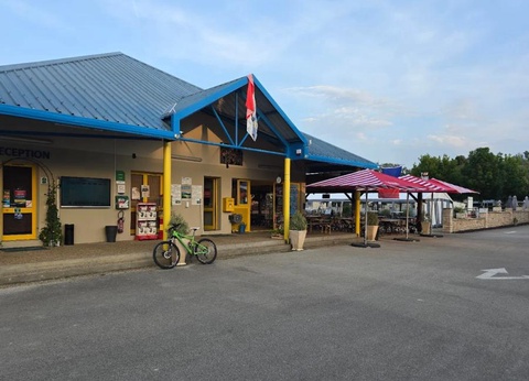 Camping Les Bords de Loue, 3* - 17