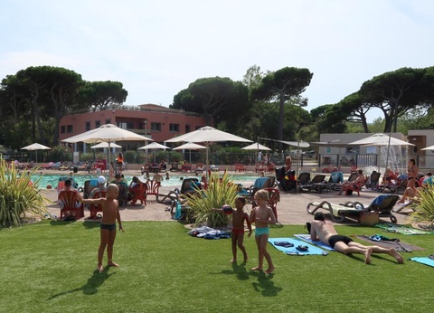 Camping De Saint Aygulf Plage, 4* - 7