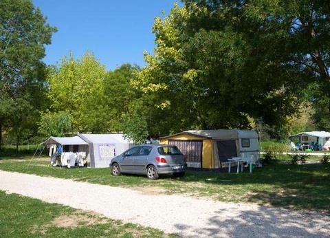 Camping Les Bords de Loue, 3* - 49