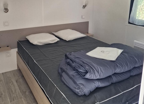 Camping Les P'tites Maisons dans la Prairie, 3* - 22