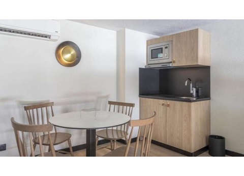 Escale avec petit déjeuner près de Marseille - 3* - 23