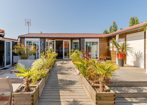 Flower Camping La Guichardière, 4* - 15