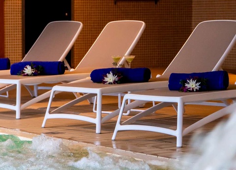 Escapade romantique : dîner aux chandelles, accès au spa et cava à Barcelone - 4* - 14