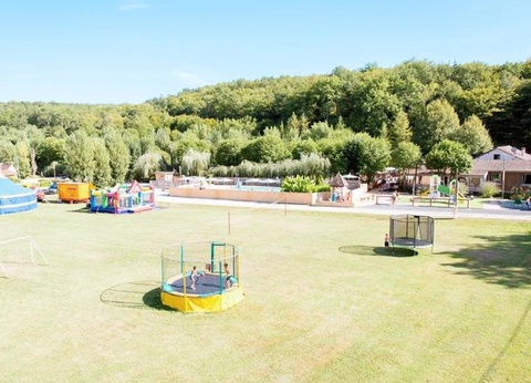 Camping Le Pont de Mazerat, 4* - 56